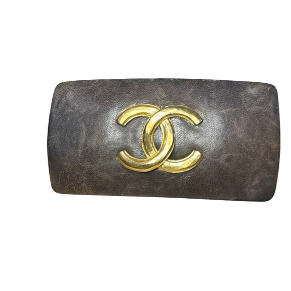 Chanel Vintage Extra Wide Brown Leather Barrette GHW 1980s - Picture 2 of 4